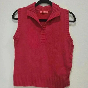 Turtledove Red V- Neck Sweater Vest Size L